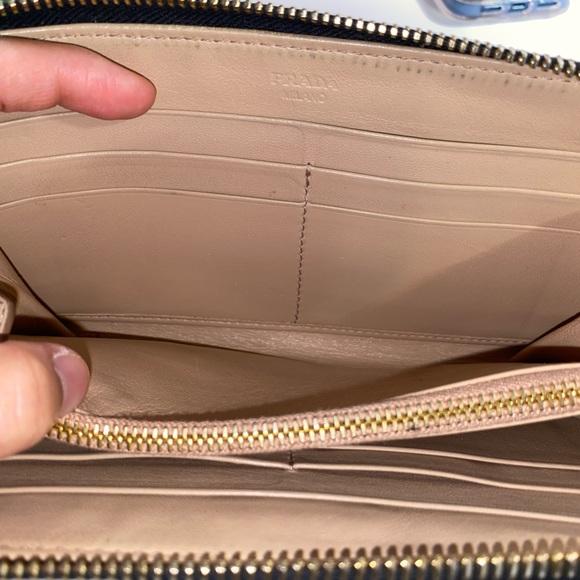 Prada soft leather zip up wallet in black (Nero) - Picture 10 of 13